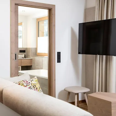 Hohe Salve Sportresort, 4 Sterne Superior 4* Hopfgarten im Brixental